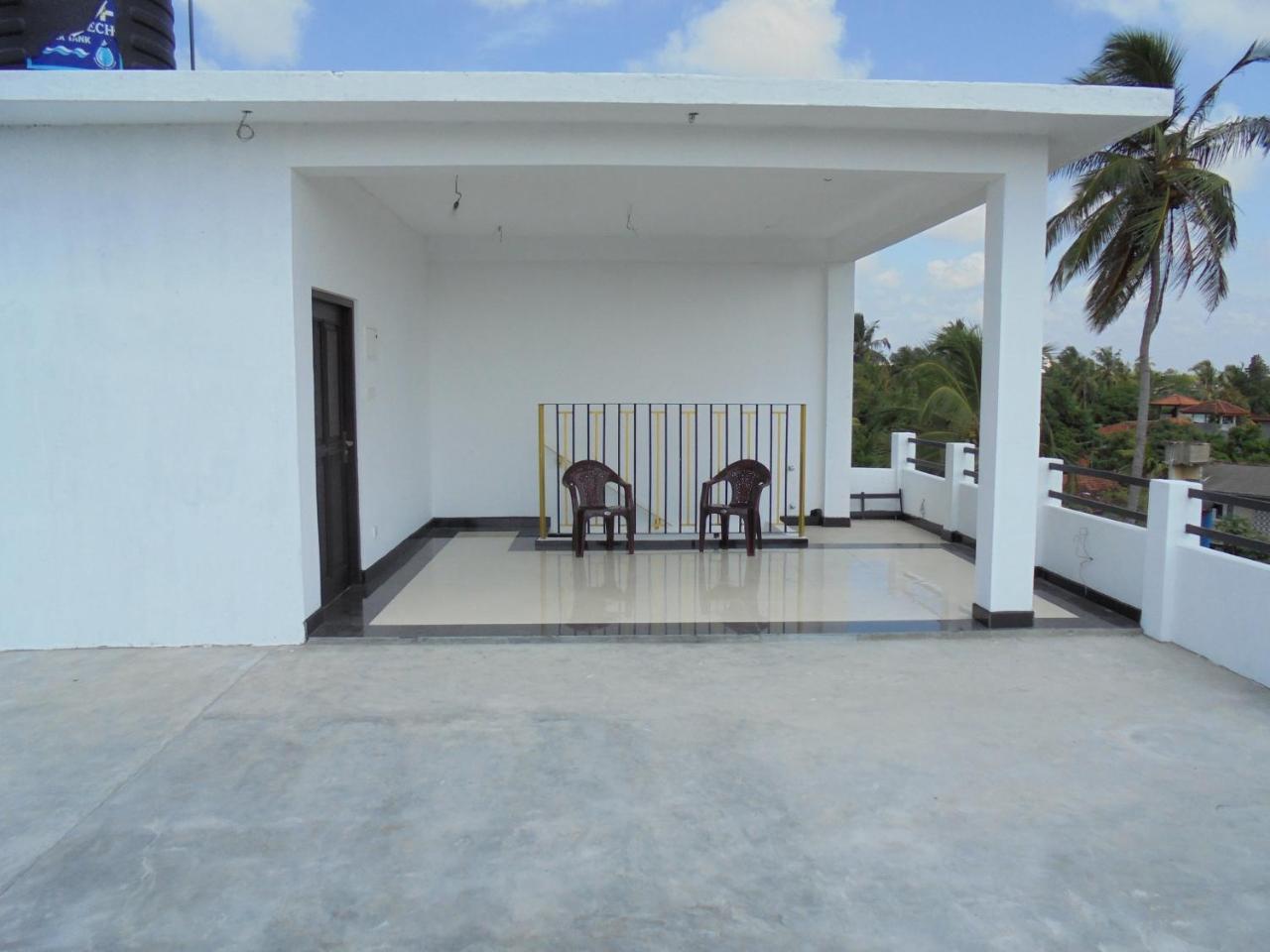Jmf Hotel Negombo Exterior foto